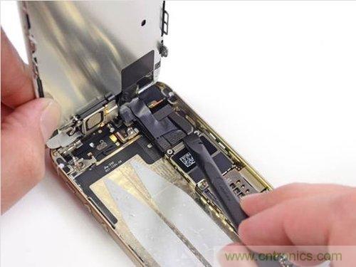 土豪金iPhone 5S拆解：內(nèi)部結(jié)構(gòu)升級，維修難度增加