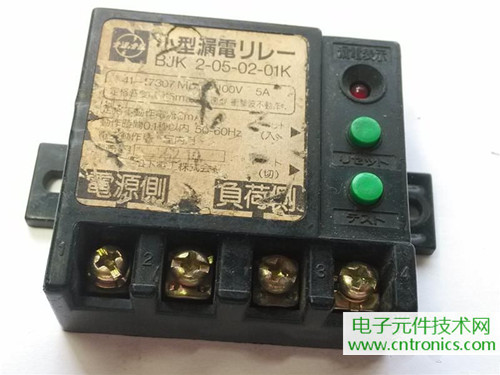 漏電保護(hù)器拆解：結(jié)構(gòu)有差異，做工不錯(cuò)