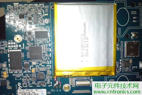 不怕摔的電紙書(shū)！一款柔性屏電子書(shū)閱讀器拆解