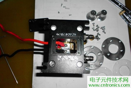 這貨一萬(wàn)三？50W半導(dǎo)體激光模塊拆解