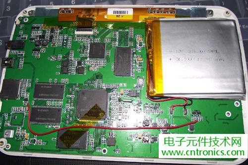 探秘電子紙！一款電紙書的電子墨水屏拆解