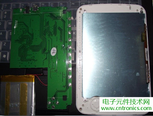 探秘電子紙！一款電紙書的電子墨水屏拆解