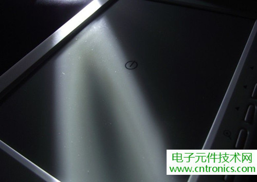 探秘電子紙！一款電紙書的電子墨水屏拆解