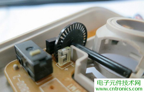 殿堂級機械鼠標拆解：嘆精致做工！