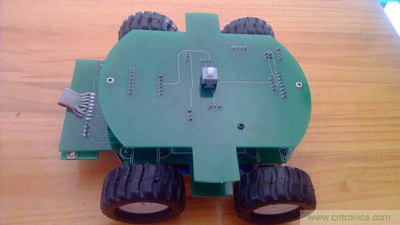 牛人力作！PCB版藍牙智能小車DIY