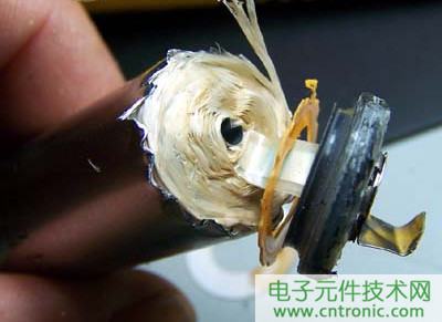 筆記本電池拆解，探秘電池內(nèi)部結(jié)構(gòu)