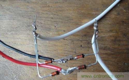 創(chuàng)意DIY！迷你風(fēng)力發(fā)電機(jī)！