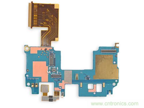 牛人強(qiáng)拆！新HTC One(M8)真機(jī)精密做工難修理