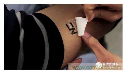  像貼紙一樣，汗水發(fā)電