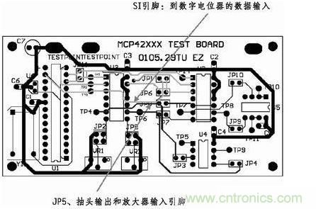 這是對圖2所示電路的第一次布線嘗試。此配置在模擬線路上產(chǎn)生不規(guī)律的噪聲，這是因?yàn)樵谔囟〝?shù)字走線上的數(shù)據(jù)輸入碼隨著數(shù)字電位器的編程需求而改變。