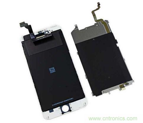 iPhone 6 Plus搭載的高清LED屏幕尺寸為5.5英寸，像素密度為401ppi，并采用了IPS（平面轉(zhuǎn)換）技術(shù)。（來源：iFixit）