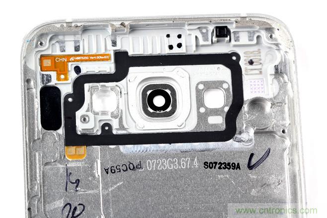 三星Galaxy A8拆解，中端、旗艦傻傻分不清楚