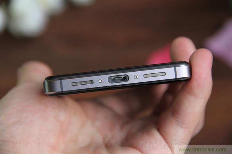 無(wú)邊框的 nubia Z9 ，一款既有驚喜，又有驚艷的智能手機(jī)