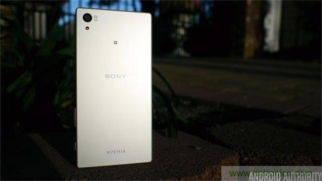傳奇索尼，憑借Sony Xperia Z5能否在移動市場奪得一席之地？