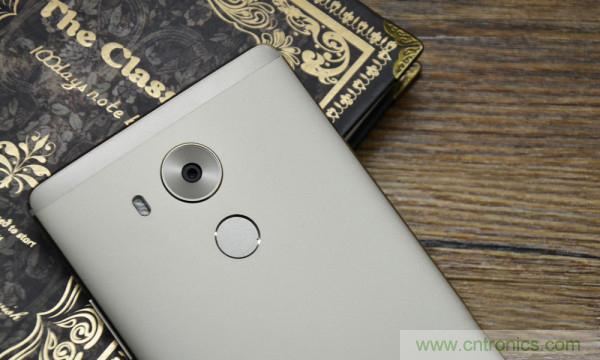 新旗艦Mate 8全評測：橫空出世！能否延續(xù)一機難求？