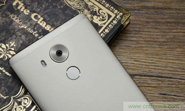 新旗艦Mate 8全評測：橫空出世！能否延續(xù)一機難求？