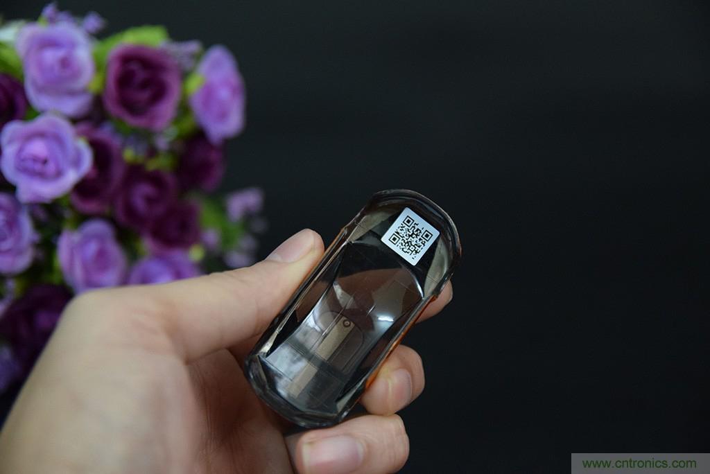 虛擬與現(xiàn)實相結合的飛車游戲，讓你體驗速度與激情的碰撞！
