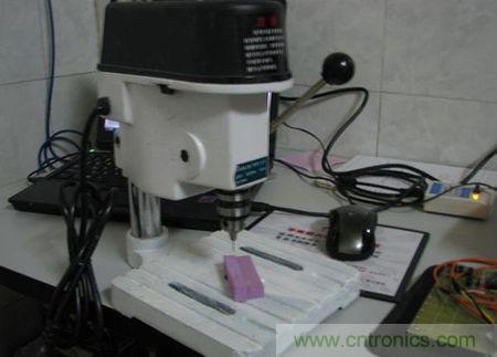無人機 DIY 制作全過程，酷得不要不要的！