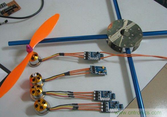無人機 DIY 制作全過程，酷得不要不要的！