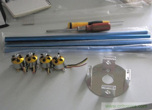 無人機 DIY 制作全過程，酷得不要不要的！