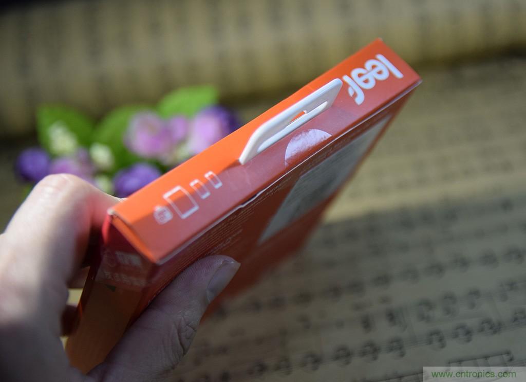 不越獄，就能隨意給iPad增容的影音娛樂(lè)利器