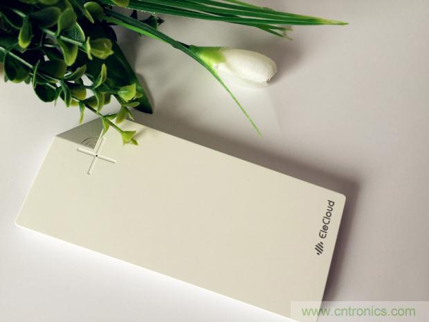 長虹流云智能電源，集“充電”+“存儲”于一身