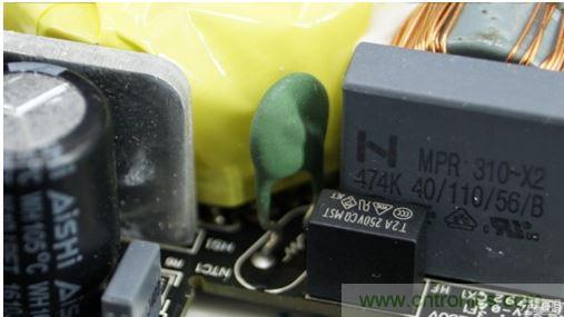 69元小米4口USB充電器詳細拆解，看完你也能DIY一個