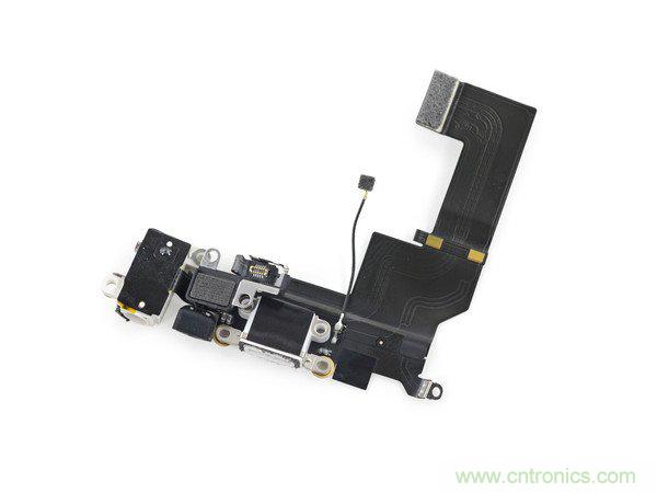 有什么地方沒有變？iPhone SE真機拆解