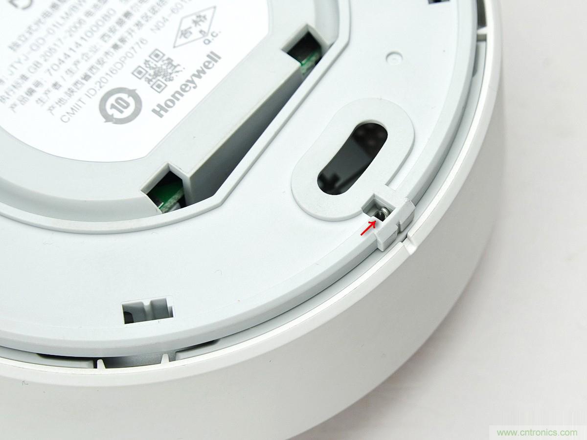 小米煙霧報(bào)警器拆解：一顆電池可用五年是如何做到的？
