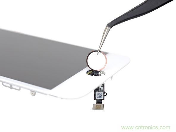 iPhone 8首拆：無線充電版本的iPhone 7？