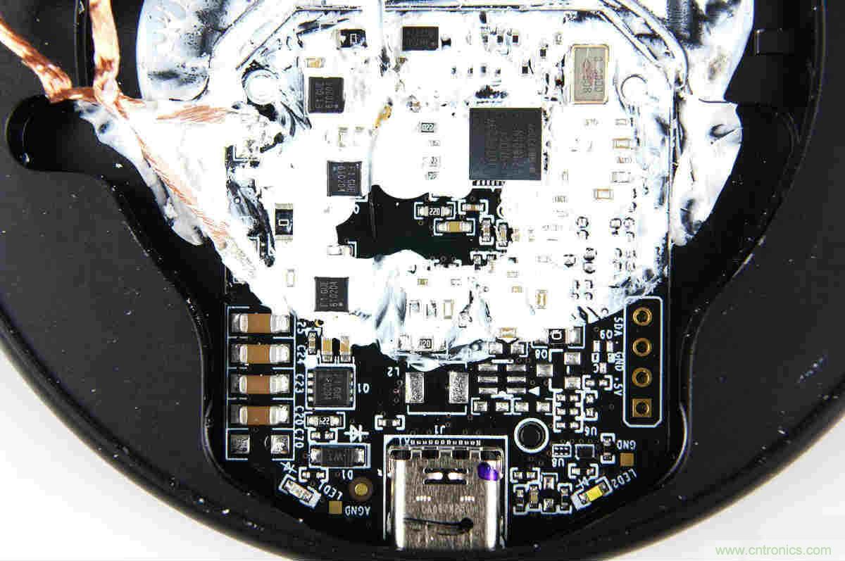 拆解對比：系出同門，小米、紫米無線充電器的差別有多大？