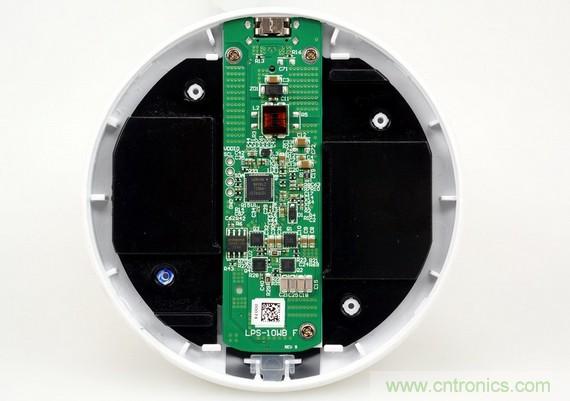 拆解對比：系出同門，小米、紫米無線充電器的差別有多大？