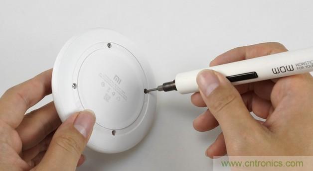 拆解對比：系出同門，小米、紫米無線充電器的差別有多大？
