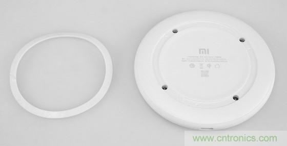 拆解對比：系出同門，小米、紫米無線充電器的差別有多大？