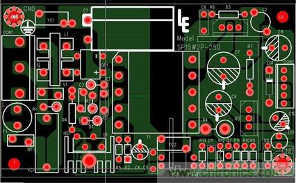 PCB元器件如何擺，線路該如何連接才能提高主板性能？