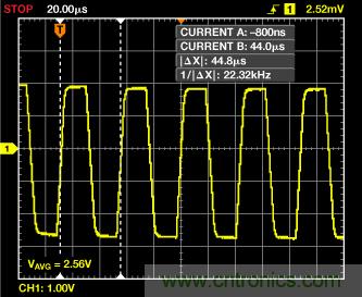 ADuC7026提供可編程電壓，用于評估多電源系統(tǒng)